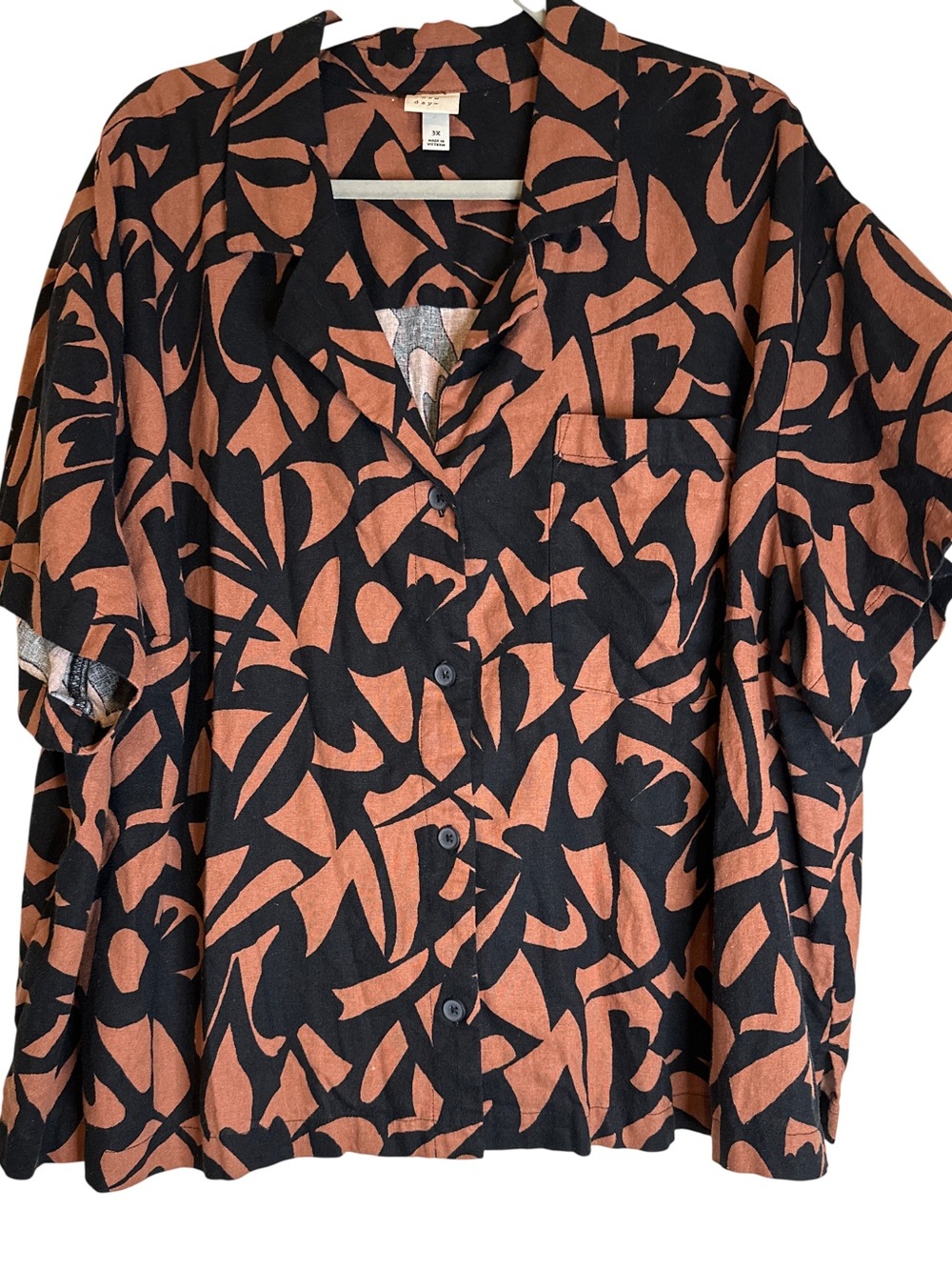 a new day Black and Rust Abstract Button-Down Camp Shirt - Women Sz 3X